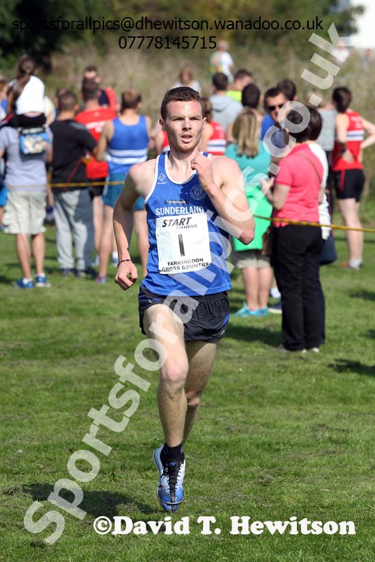 Senior mens relay Sunderland Harreirs Cross Country. Photo: David T. Hewitson/Sports for All Pics